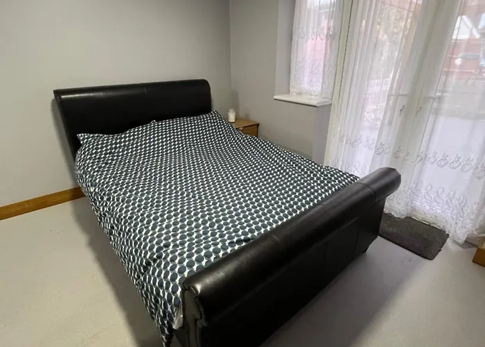 One Bed Cosy Flat